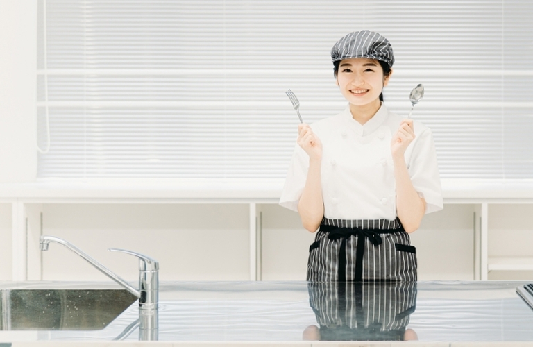 既存製品からオリジナル製品まであらゆる業務用制服の販売 | 兵庫のユニフォームなら株式会社パックサービス